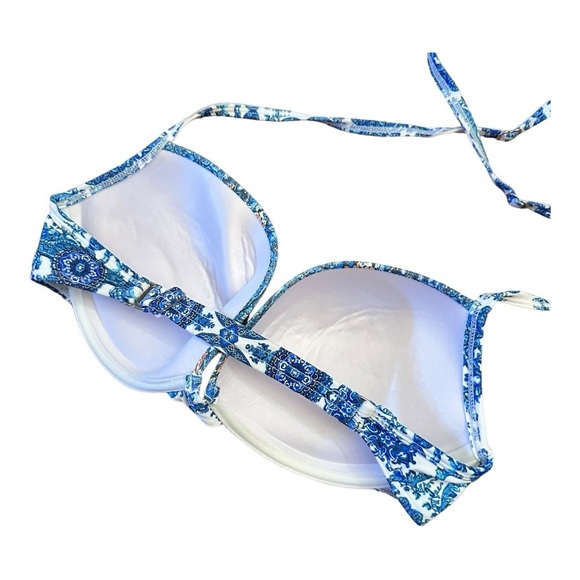 Venus Padded Bikini‎ Top - Picture 3 of 4